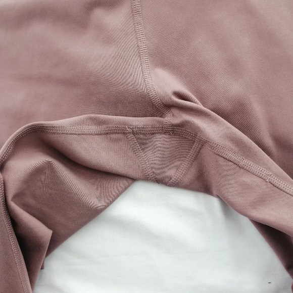 Girlfriend Collective Compressive High-Rise Leggings 28" in Rosebud Pink Medium - Picture 10 of 16